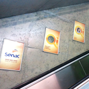 Senac, Espelhos e Escadas Rolantes